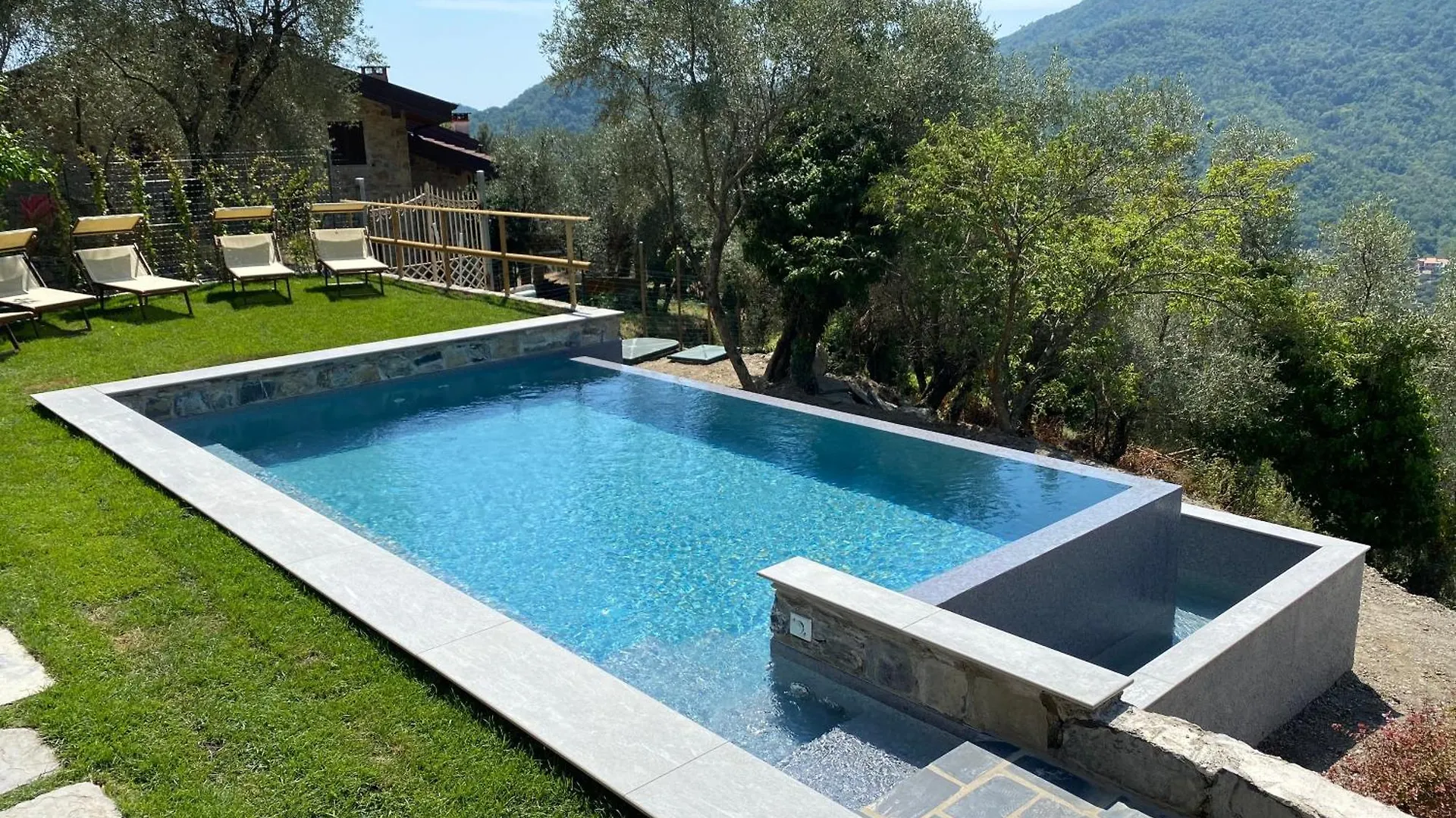 15Th Century Castle, Between 5 Terre And Portofino Leivi Feriehus