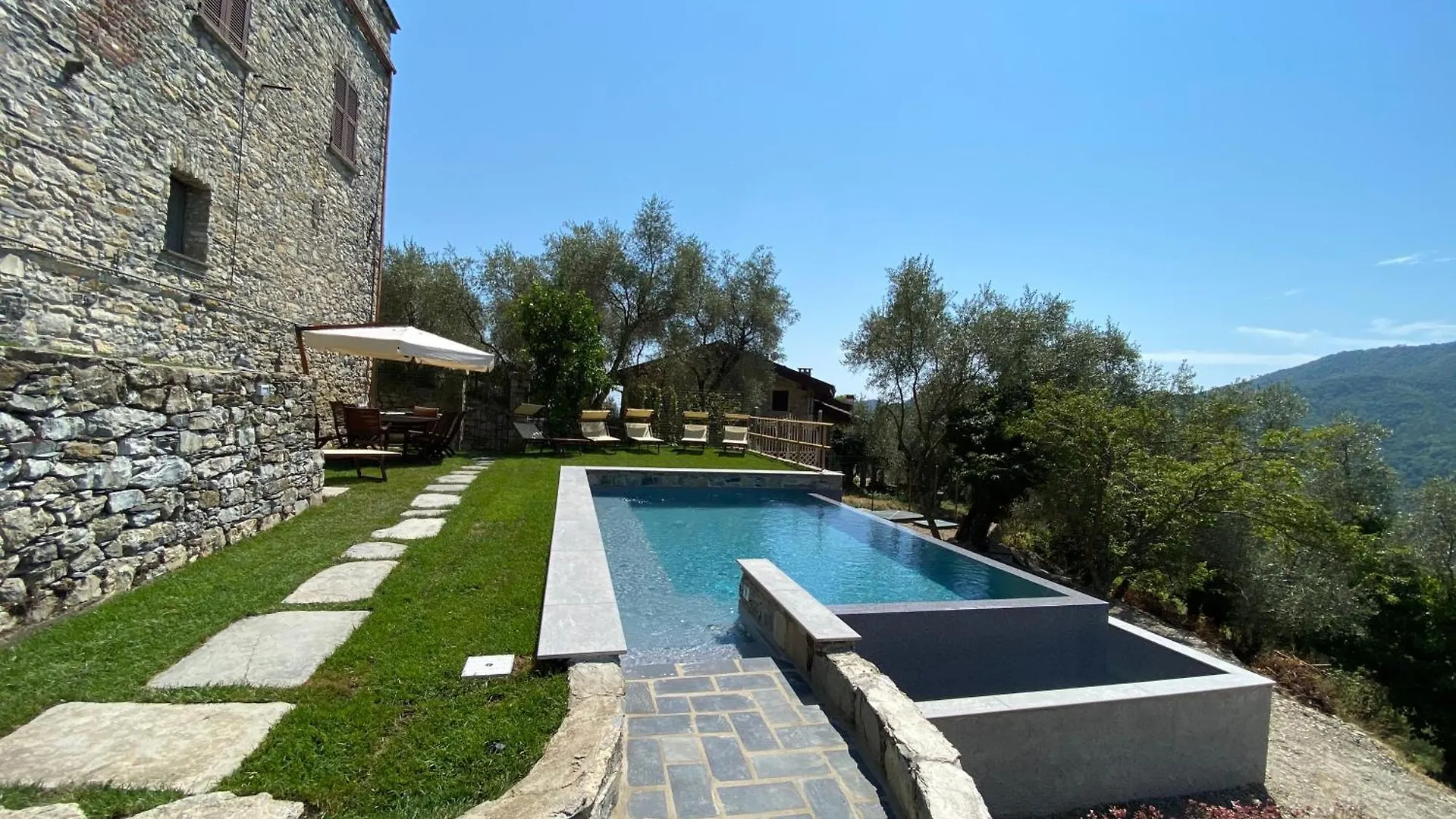 15Th Century Castle, Between 5 Terre And Portofino Leivi Feriehus